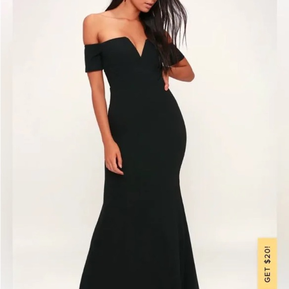 Lulu's Black Strapless Gown
